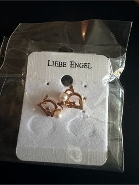 Liebe Engel Gold-Tone Pearl Drop Earrings